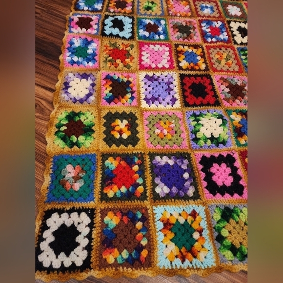 Vtg Granny Square couch throw Afghan blanket - Picture 3 of 7